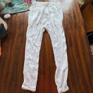 white linen pants with cuffs
